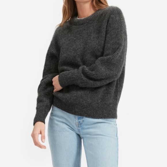 Everlane Sweaters - LIKE NEW! Everlane Oversized Alpaca Crew, Size L
